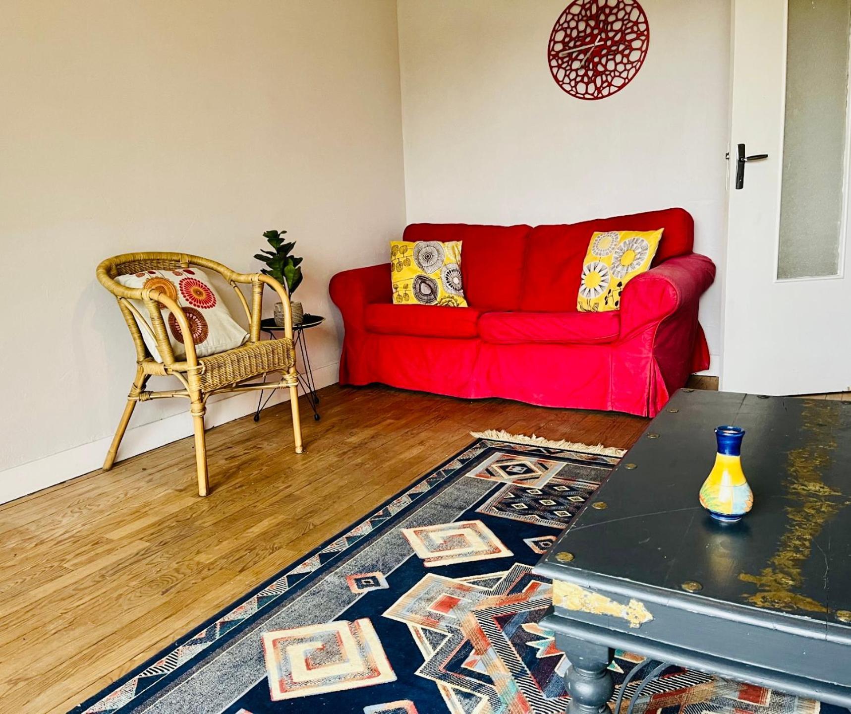Mountain View 2 Bedroom Apartment Saint Beat Lez Esterno foto